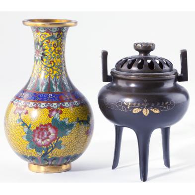 two-chinese-cabinet-vessels-circa-1900