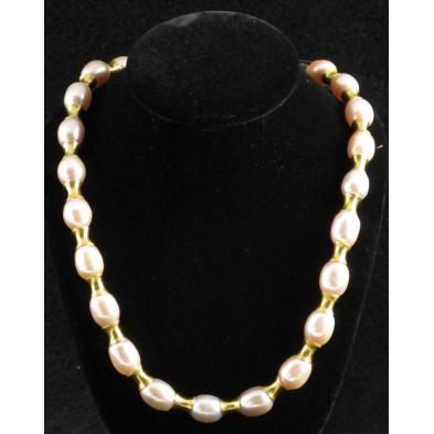 gold-and-freshwater-pearl-necklace
