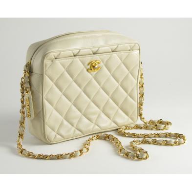 vintage-leather-quilted-bag-chanel