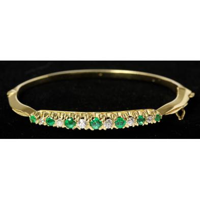 emerald-diamond-bangle-bracelet