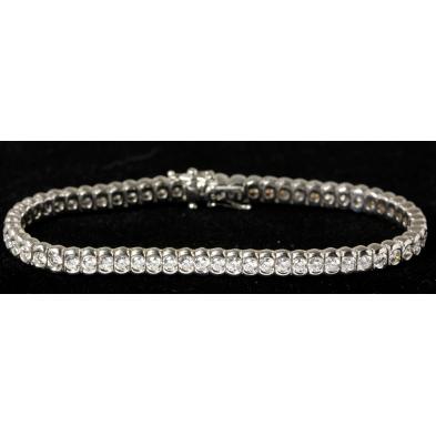 diamond-line-bracelet