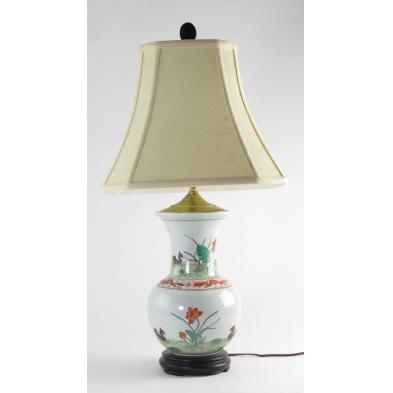 chinese-porcelain-table-lamp