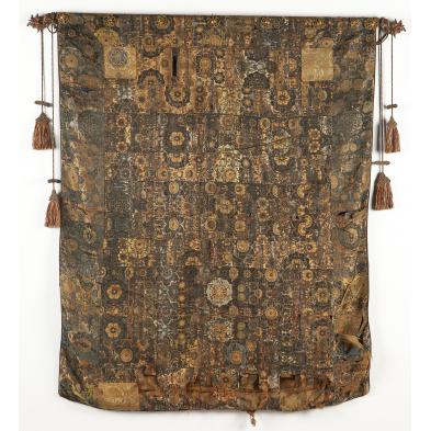 chinese-silk-wall-hanging