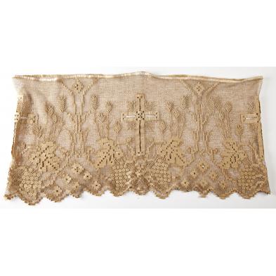 ecru-lace-altar-cloth