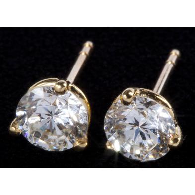 pair-of-diamond-stud-earrings