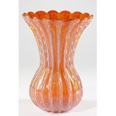murano-glass-vase