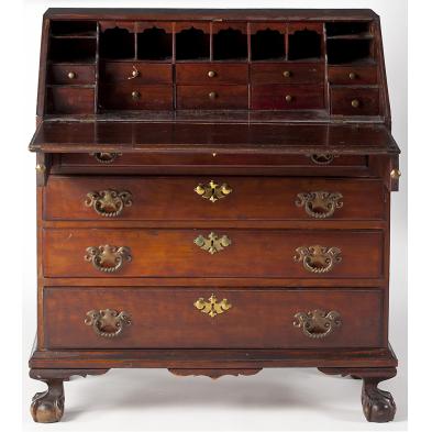 new-england-chippendale-slant-front-desk