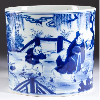 large-chinese-blue-and-white-brush-pot