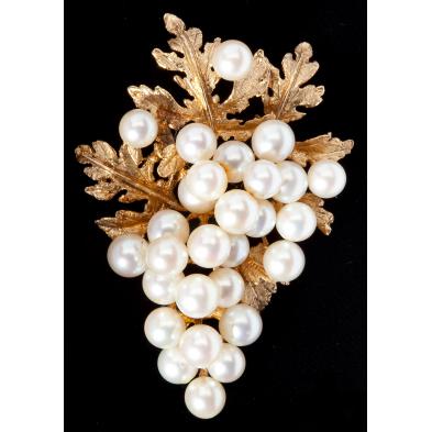 gold-and-pearl-brooch