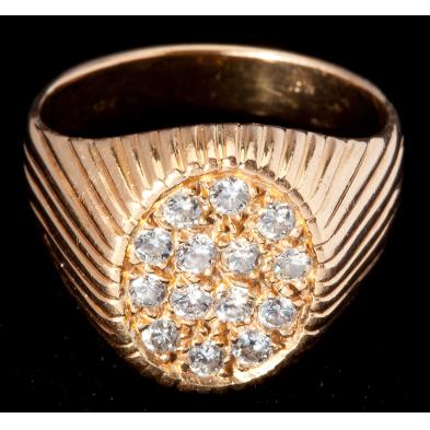rose-gold-diamond-cluster-ring