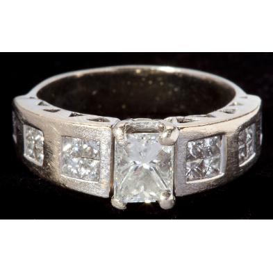 white-gold-diamond-ring