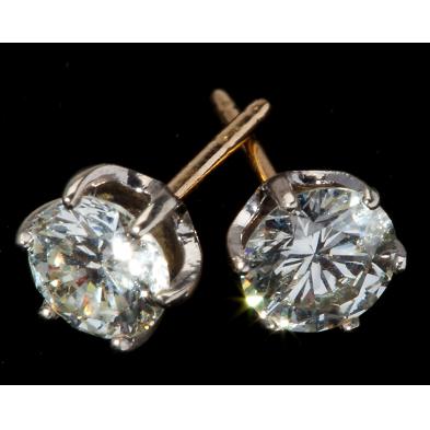 pair-of-diamond-stud-earrings