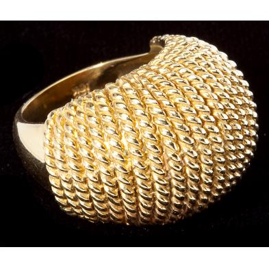 gold-domed-ring-cassis