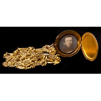 gold-chain-and-locket-fob