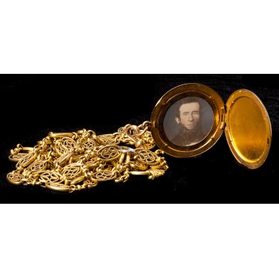 gold-chain-and-locket-fob