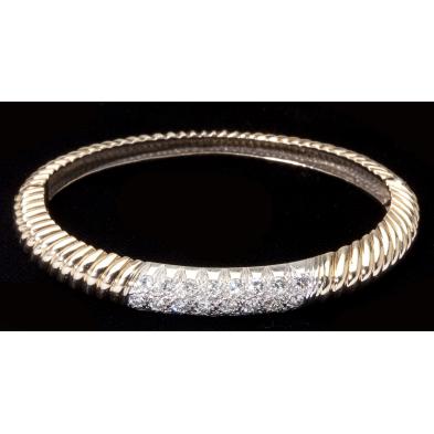 gold-and-diamond-bangle-bracelet