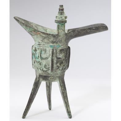 archaic-chinese-bronze-jue-wine-vessel