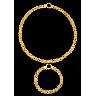 gold-necklace-and-bracelet-italy