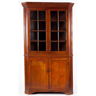 north-carolina-chippendale-corner-cupboard