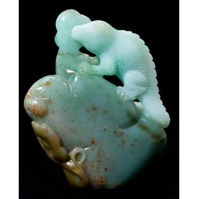 chinese-carved-jade-reptile-figural