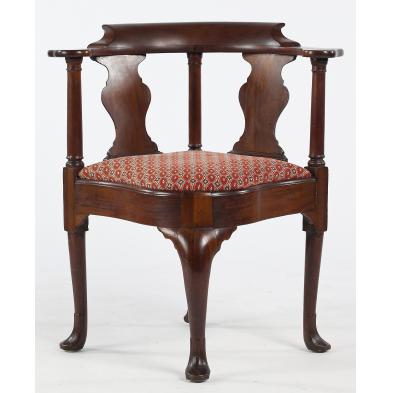 mid-atlantic-queen-anne-corner-chair