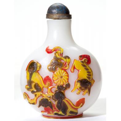 chinese-carved-peking-glass-snuff