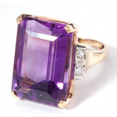 amethyst-and-diamond-ring