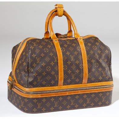 monogram-canvas-train-case-louis-vuitton