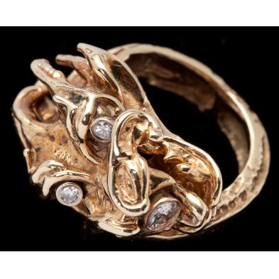 gold-and-diamond-dragon-ring