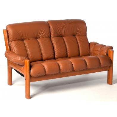 j-e-ekornes-leather-settee