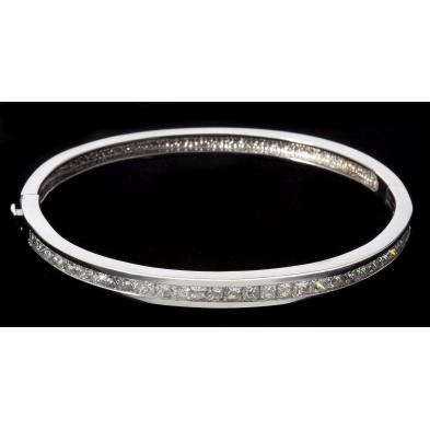 white-gold-and-diamond-bangle-bracelet