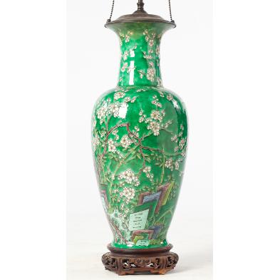 chinese-porcelain-baluster-vase-lamp