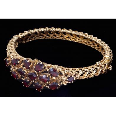 vintage-gold-and-garnet-bangle-bracelet