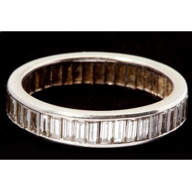 vintage-platinum-eternity-band