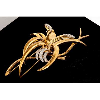 vintage-18kt-gold-and-diamond-clip-brooch