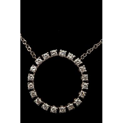 14kt-white-gold-diamond-circle-pendant-necklace