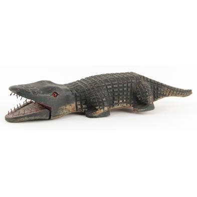 american-folk-art-carved-wooden-alligator