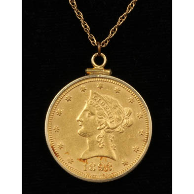 gold-coin-pendant-necklace