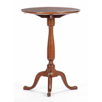 southern-queen-anne-candlestand