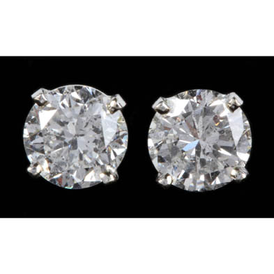 pair-of-diamond-stud-earrings