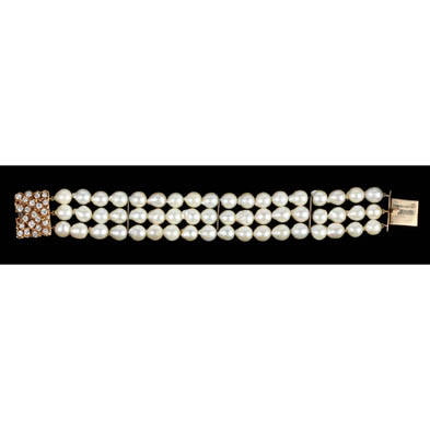 triple-strand-baroque-pearl-and-diamond-bracelet