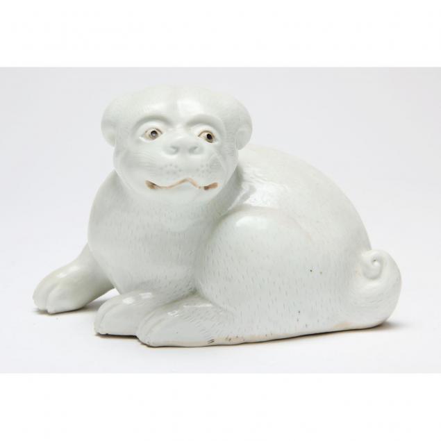 chinese-export-porcelain-figure-of-a-dog