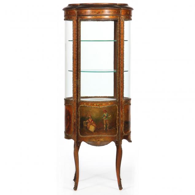 french-decorated-vitrine