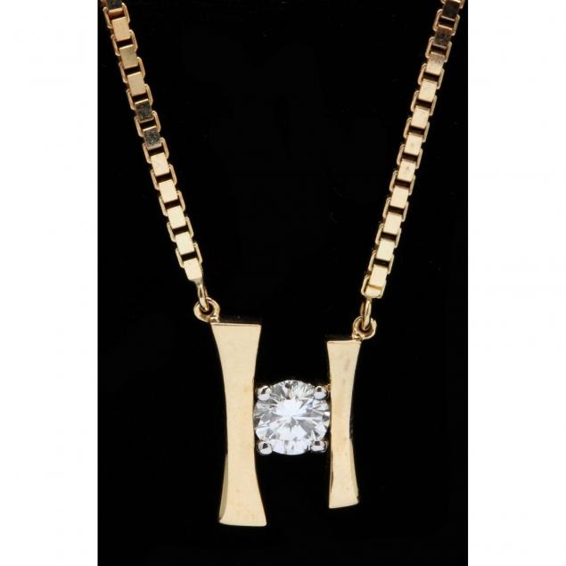 lady-s-diamond-pendant-necklace