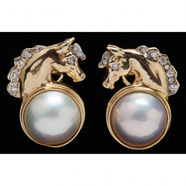 pearl-and-diamond-horse-motif-ear-clips
