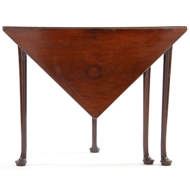 george-ii-handkerchief-table