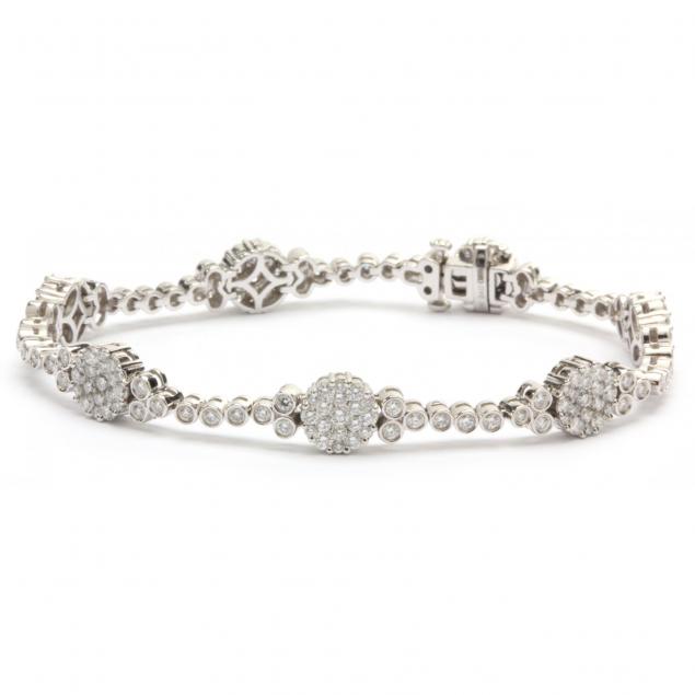 lady-s-diamond-cluster-bracelet