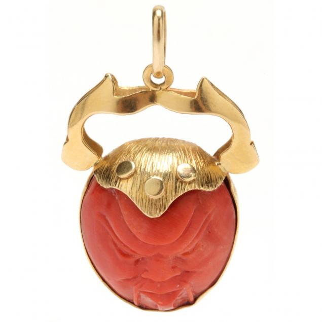 18kt-carved-coral-pendant