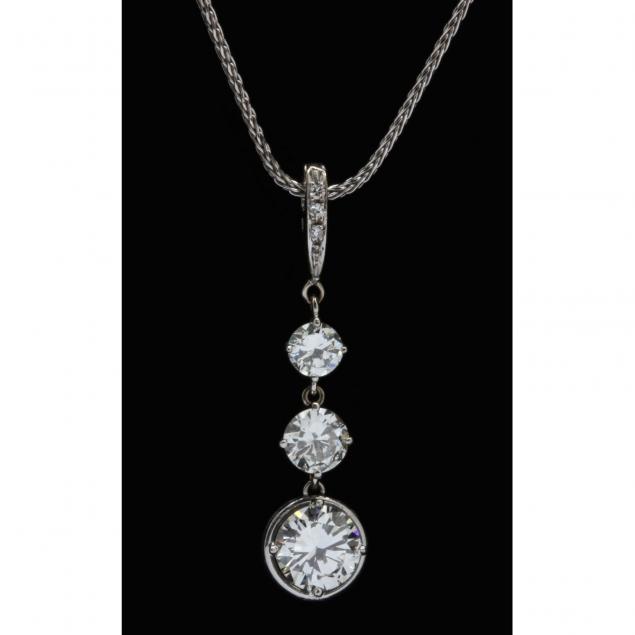 three-stone-diamond-pendant-necklace