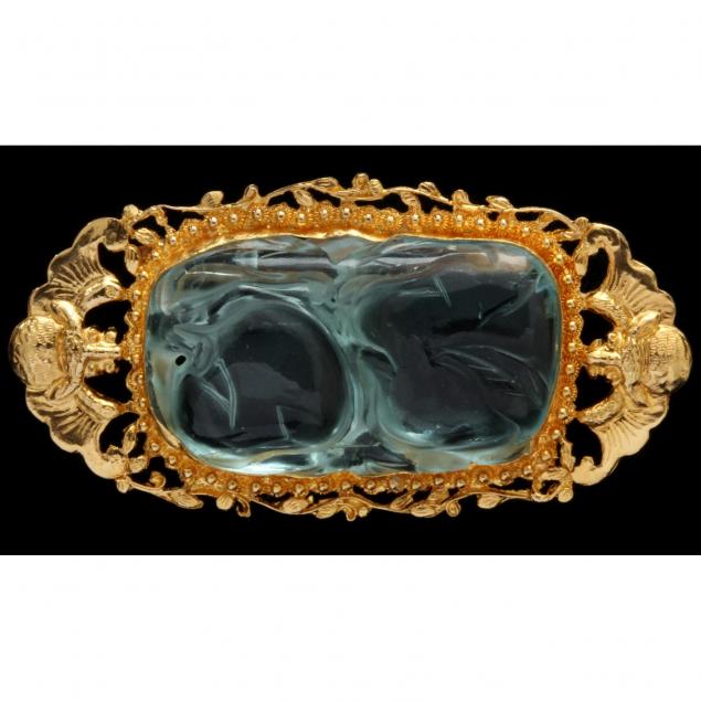 22kt-gold-and-carved-aquamarine-brooch